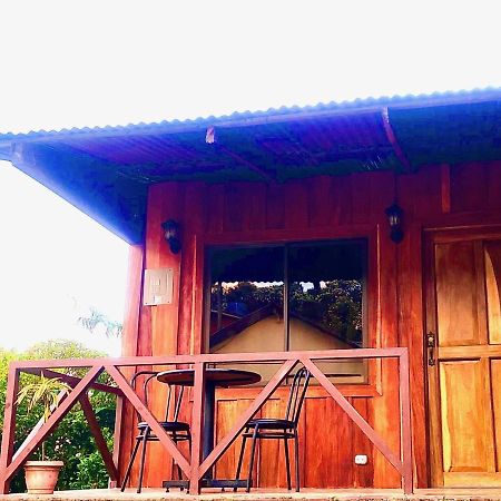 Cabinas Monteverde Paraiso Bagian luar foto