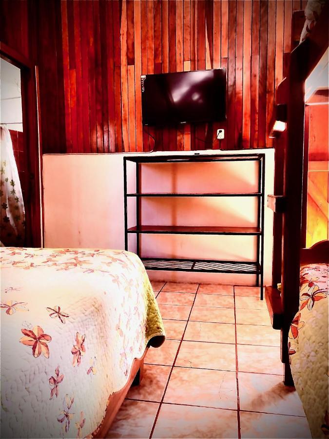 Cabinas Monteverde Paraiso Bagian luar foto